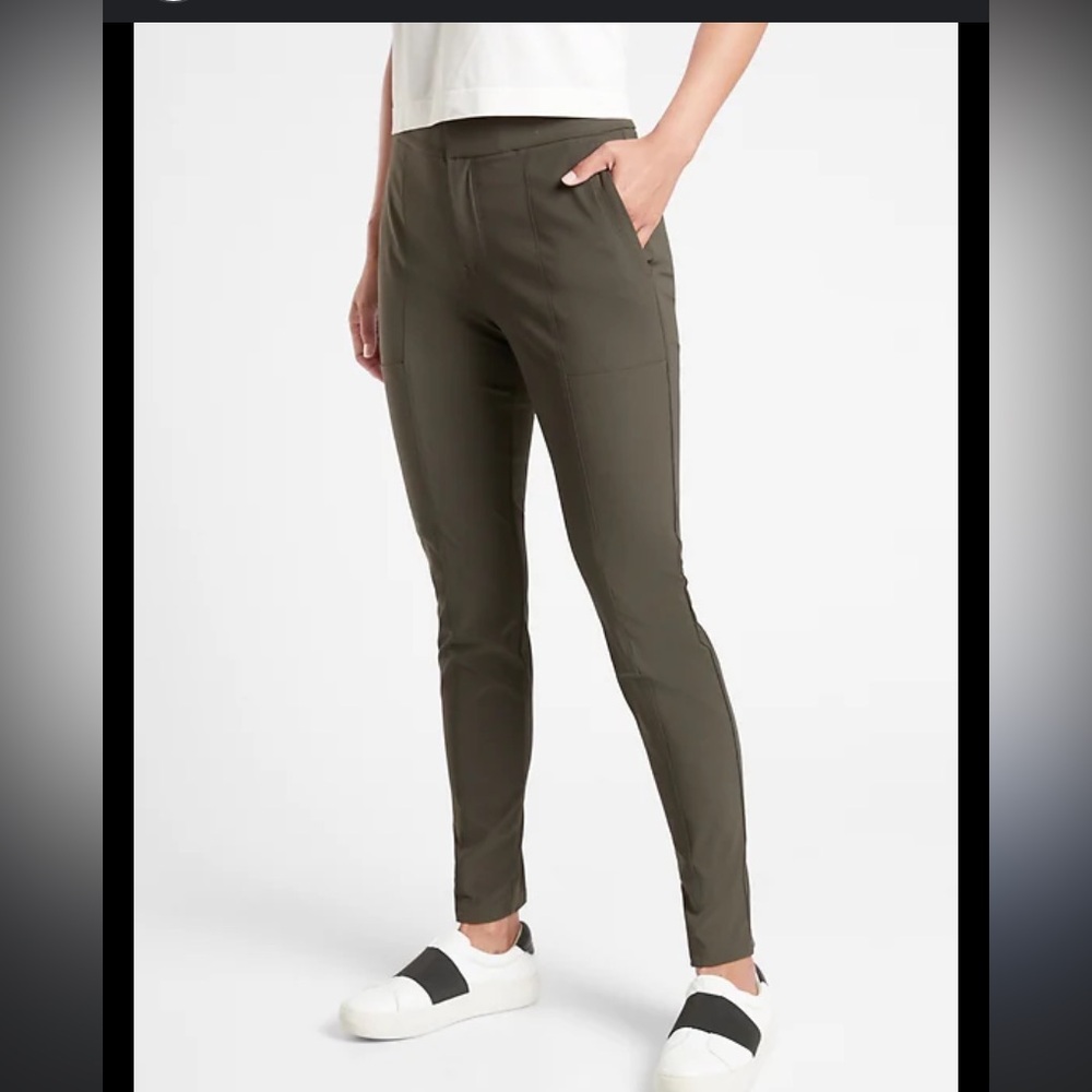 Athleta wonder stash skinny pant size 14 green army olive preowned light wear